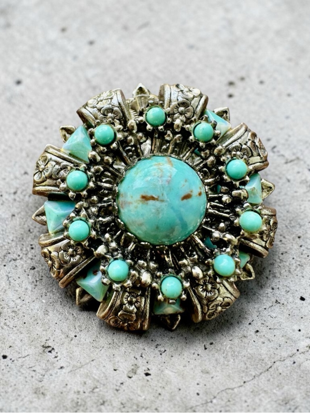 Stunning Vintage Kinetic Turquoise Flower Brooch